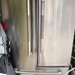 Jenn-Air Refrigerator 