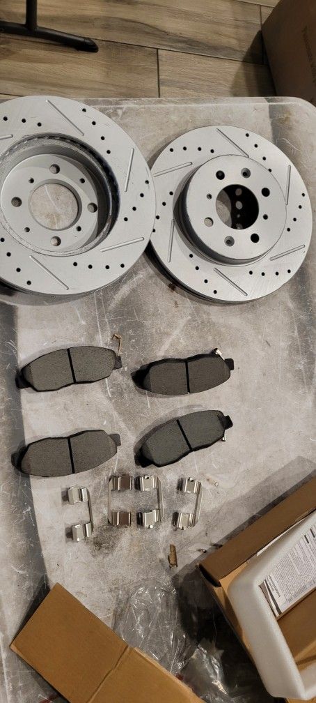 90-05 Honda Civic Front Rotors And Brakes 