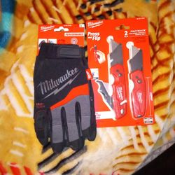 Milwaukee Work Gloves And Fast Back Utility Knifes
