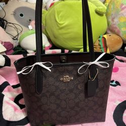Coach Small City Tote Purse 
