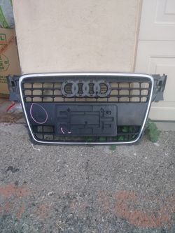 AUDI GRILLE