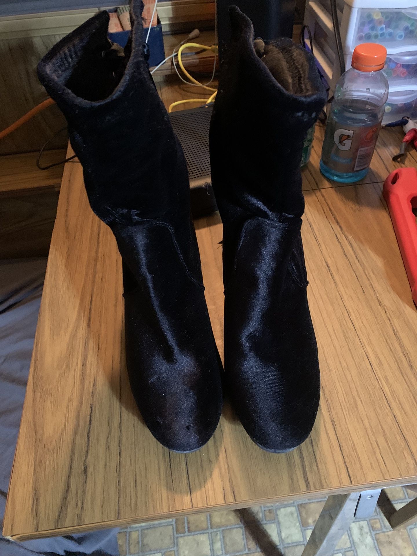 Womens Boots Size 6