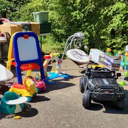 Need Stuff For The Kids? I Have Stuff For The Kids.