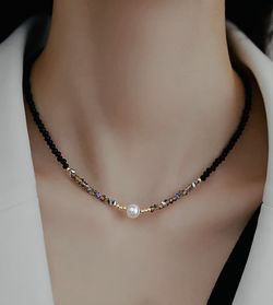 Cristal Pearl  Beaded Necklace