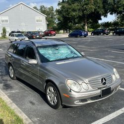 Mercedes E(contact info removed)