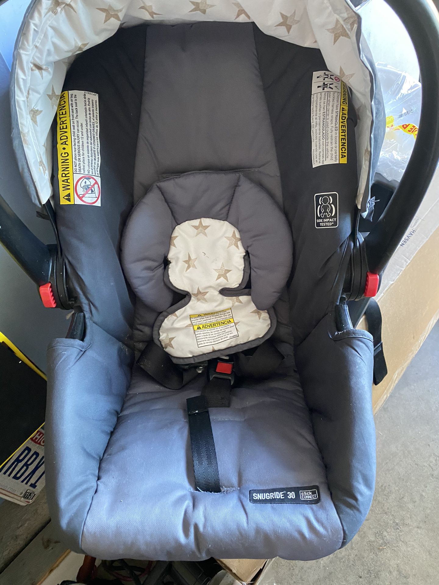 Graco car seat with hold piece