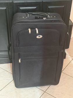 Luggage-Medium Size Checked Bag