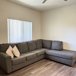 Grey Couch (pick up only)