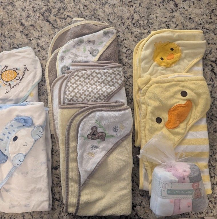 Baby Hooded Bath Towels And Wash Cloths