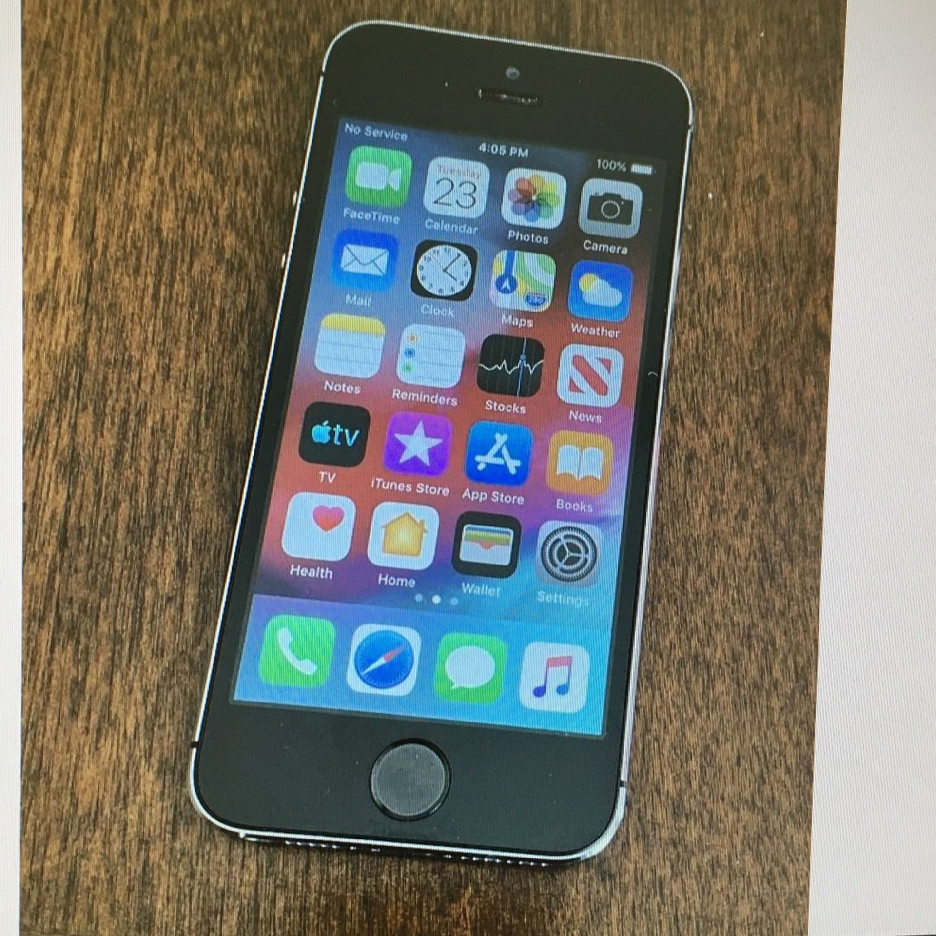 Best Buy: Apple iPhone® 5s 16GB Space Gray (AT&T) ME305LL/A