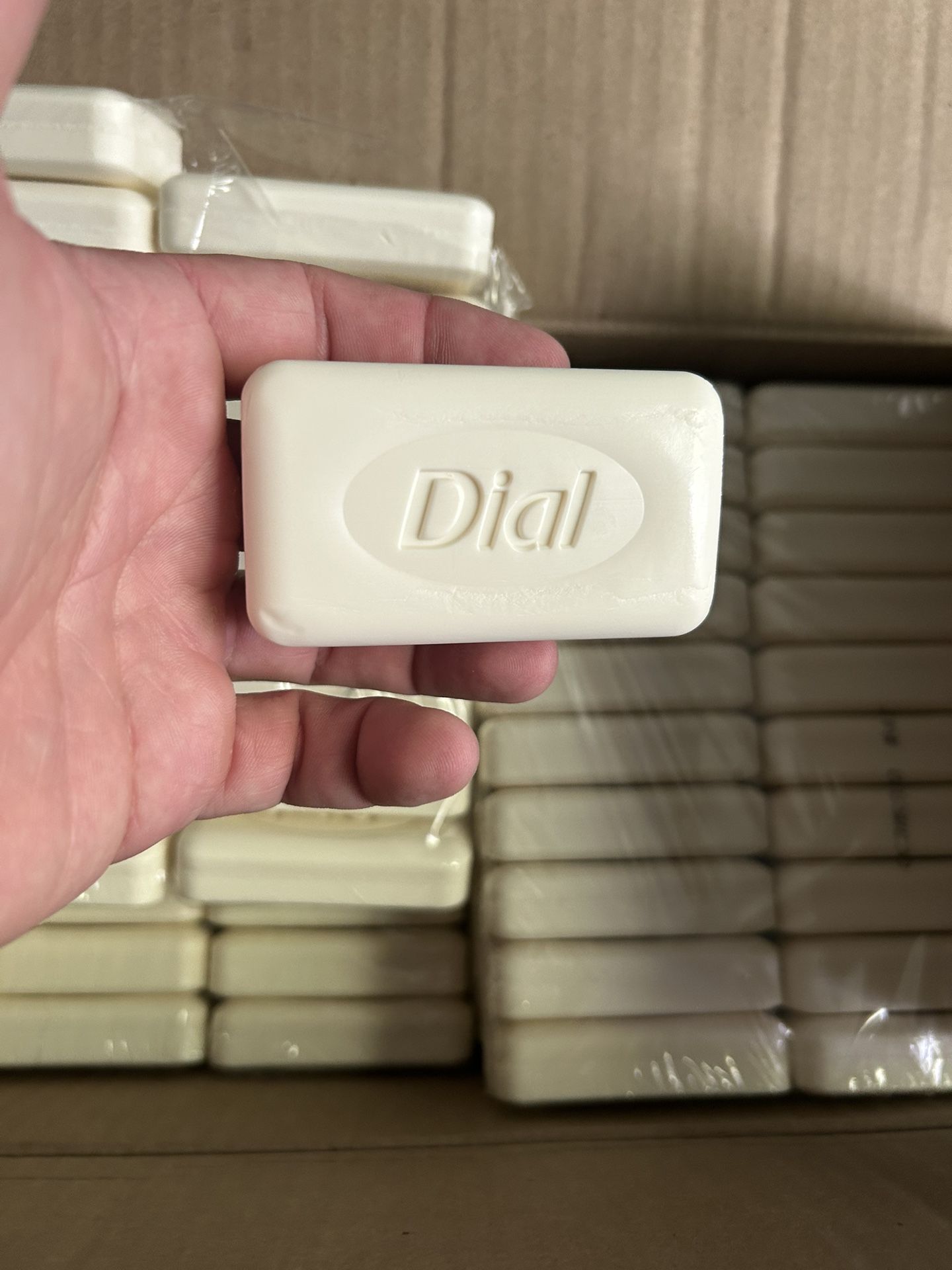 40-count case / Dial 2.25 oz. Unwrapped Deodorant Bar Soap