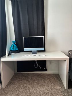 White IKEA Malm Desk