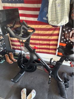 Peloton Bike