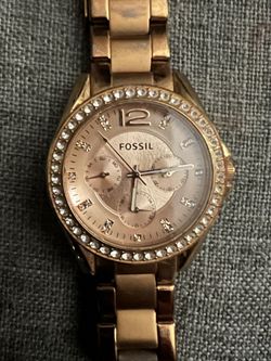 Women’s big face  Gemmed Rose Gold Fossil 