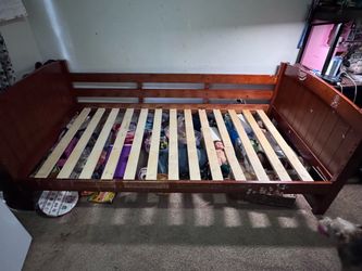 💥FREE💥 Twin bed frame