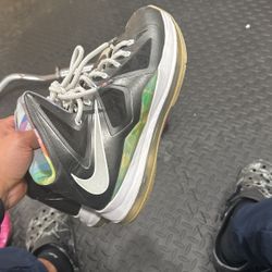 Nike lebrons