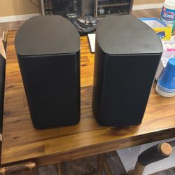 Bookshelf Speakers (Wharfedale EVO 4.1) 