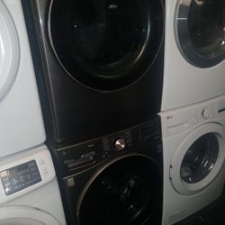 2025 Lg ThinQ Sensor Dryer And Direct Drive HE Washer Combo 