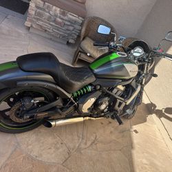 2016 Vulcan S Cafe