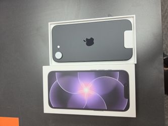 Iphone 17e; 256 gigs