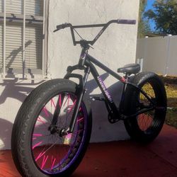 Custom Wheelie Bike 