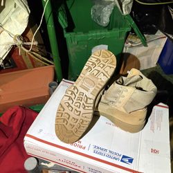 Army Boots Varying Sizes