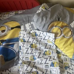 Minion Toddler Bed Set