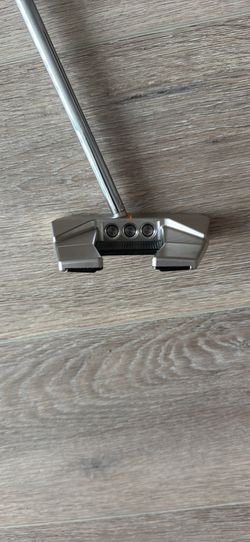 Scotty Cameron armlock