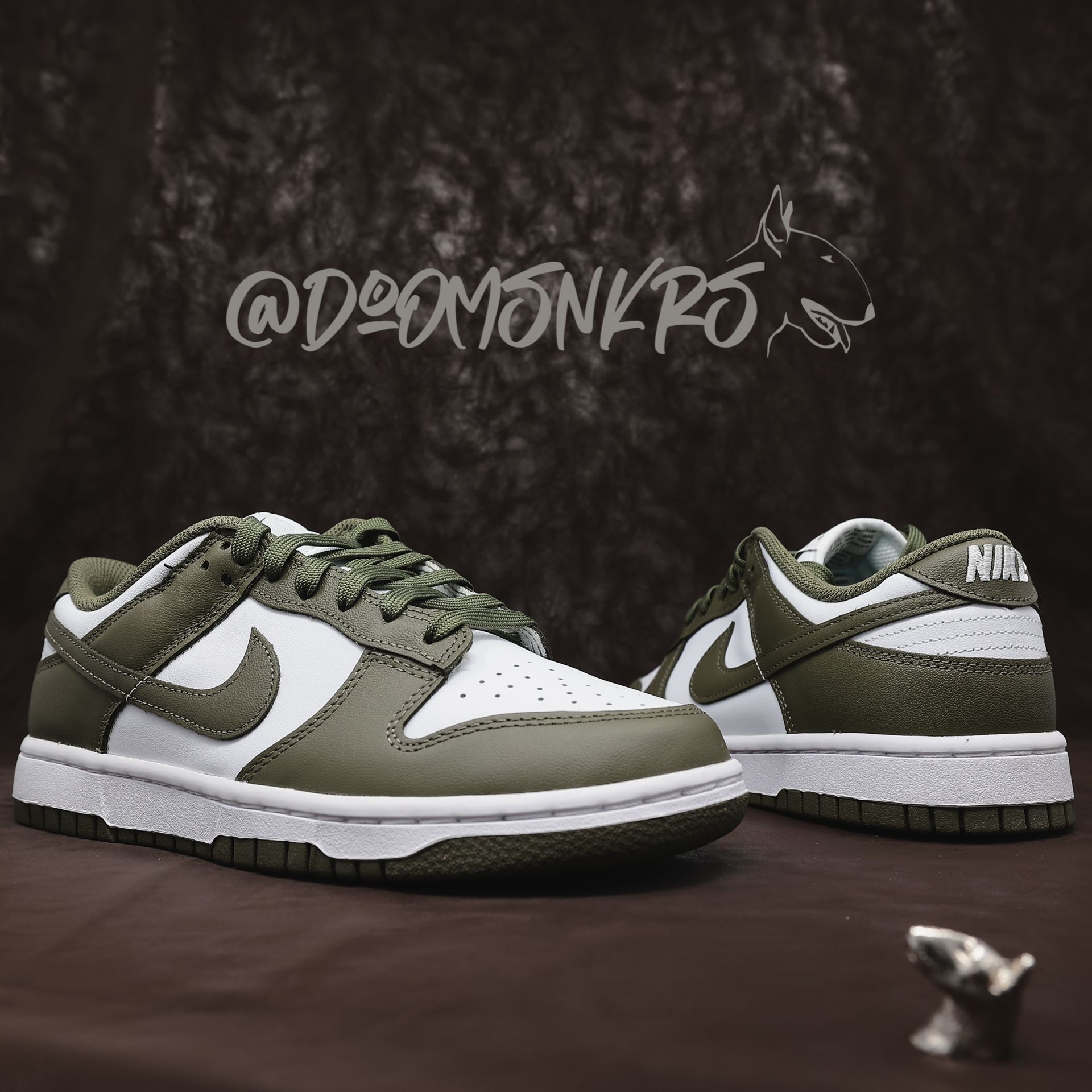 Sizes 6.5m, 8m - Nike Dunk Low W “Medium Olive” - DoOMSNKRS