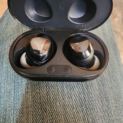  Samsung Galaxy Buds+