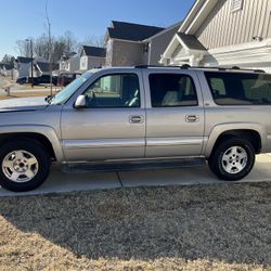 2003 Chevrolet Suburban