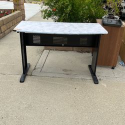 Free Desk