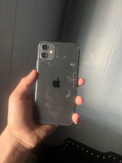 iPhone 11(best offer wins