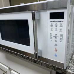 Hamilton Beach Microwave 