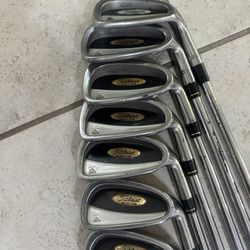 Titleist 7 Pc Iron Set  DCI series / 1 iron is a different series / in right handed  Steel shafts