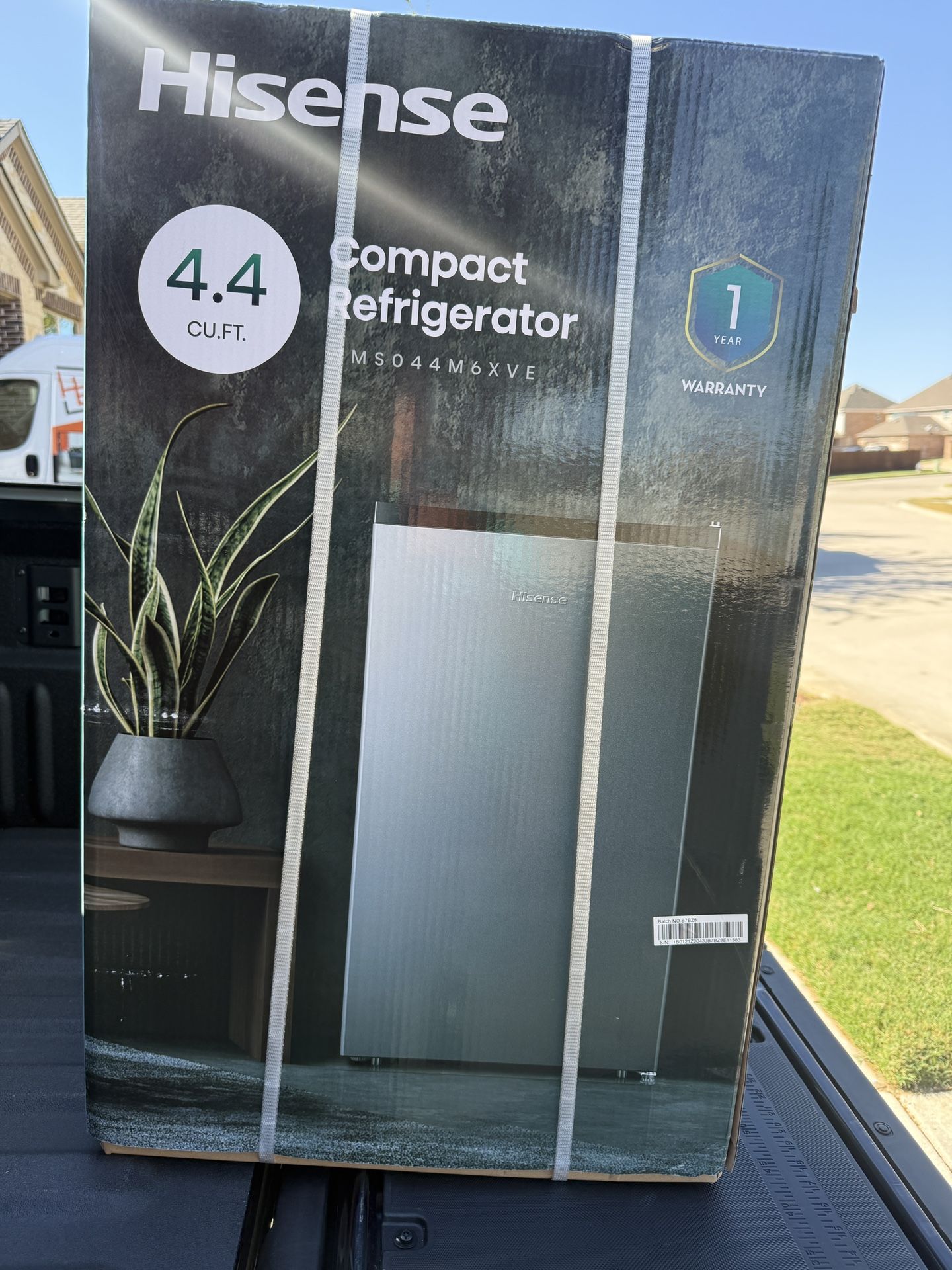 4.4 Cu.ft Mini Fridge (Brand New)