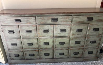 Pottery Barn Apothecary Style