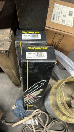 Monroe Shocks, Rear