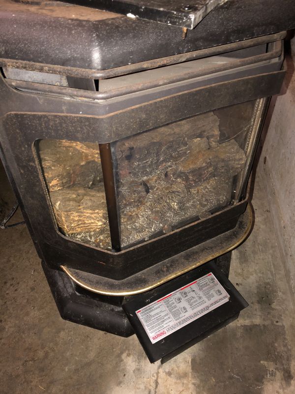 Avalon Cedar propane/natural gas wood stove for Sale in SKOK, WA OfferUp