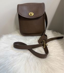 **COACH SCOOTER SIDE PACK**