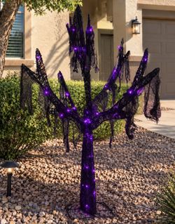 Spooky Halloween Tree