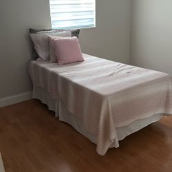 Twin Bed 