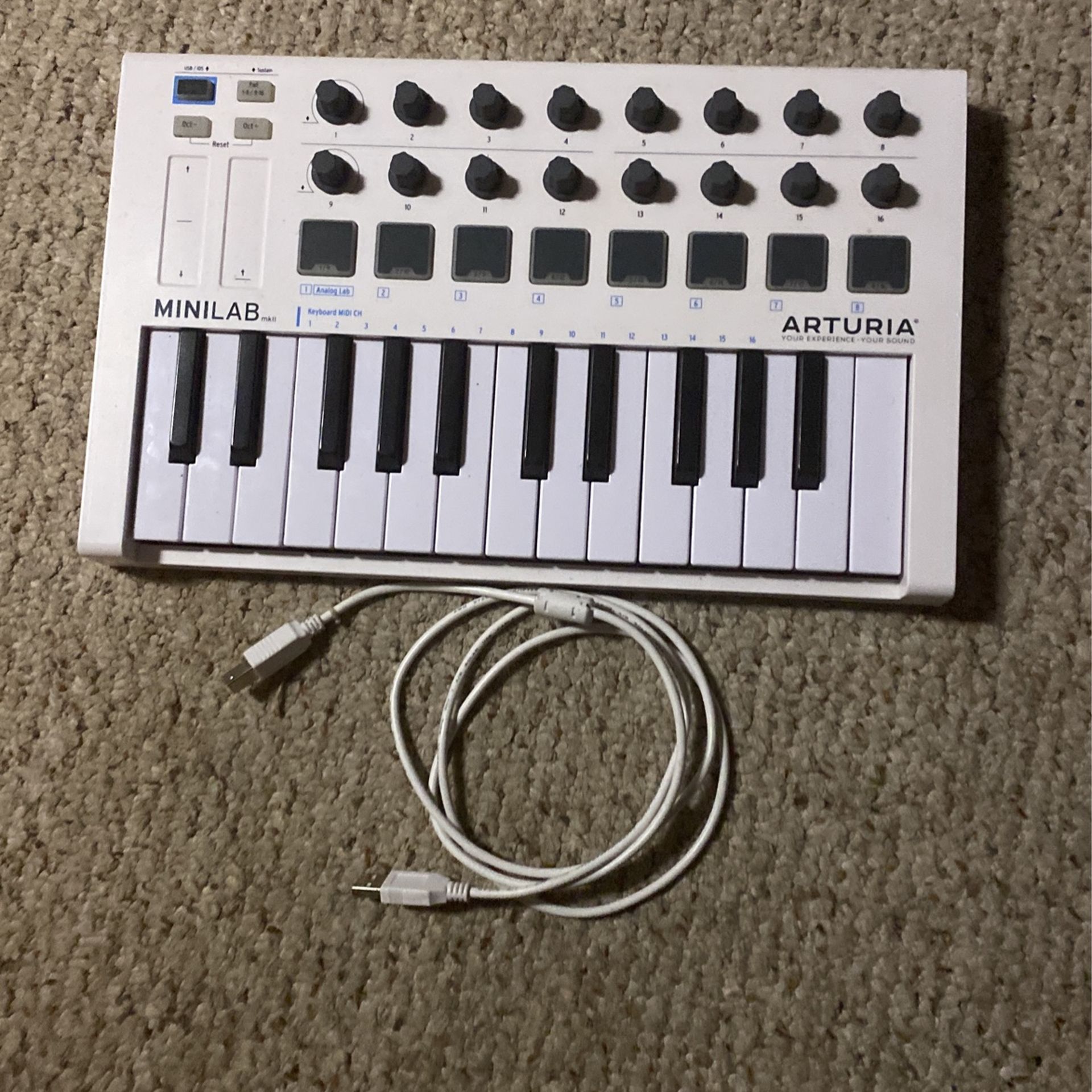 Arturia MiniLab mkII
