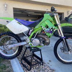 1995 Kawasaki KX 250 2 Stroke - $2,500