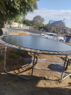 Trampoline