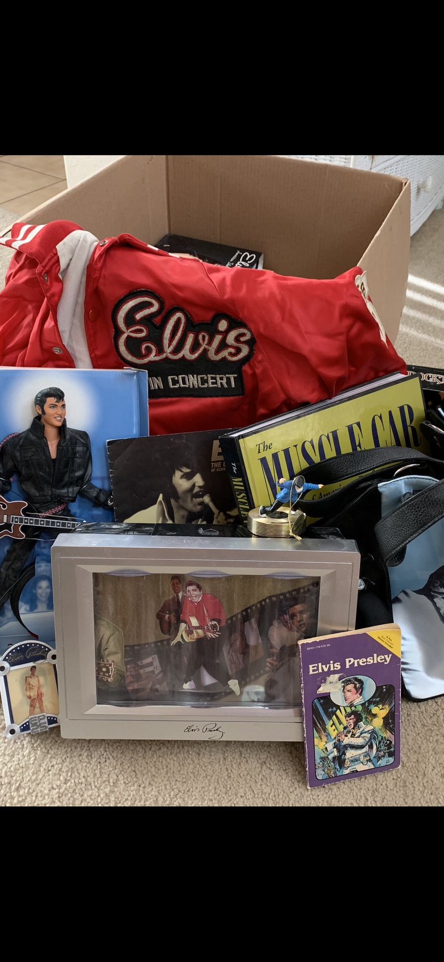 Elvis Memorabilia . Sold As A Lot. I’m Off The 303 In Surprise.