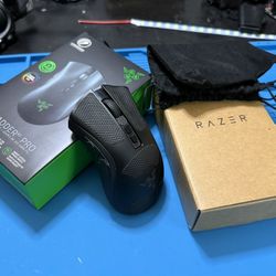Razer Deathadder V2 Pro Wireless Gaming Mouse
