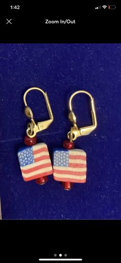 Small U. S. A flag Earrings