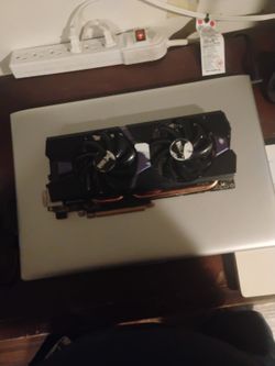 Sapphire Radeon Dual X R9 285 Graphics Card