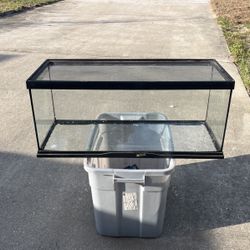 Aquarium 12”x31” 